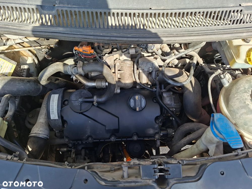 Volkswagen Caravelle L1 - 13