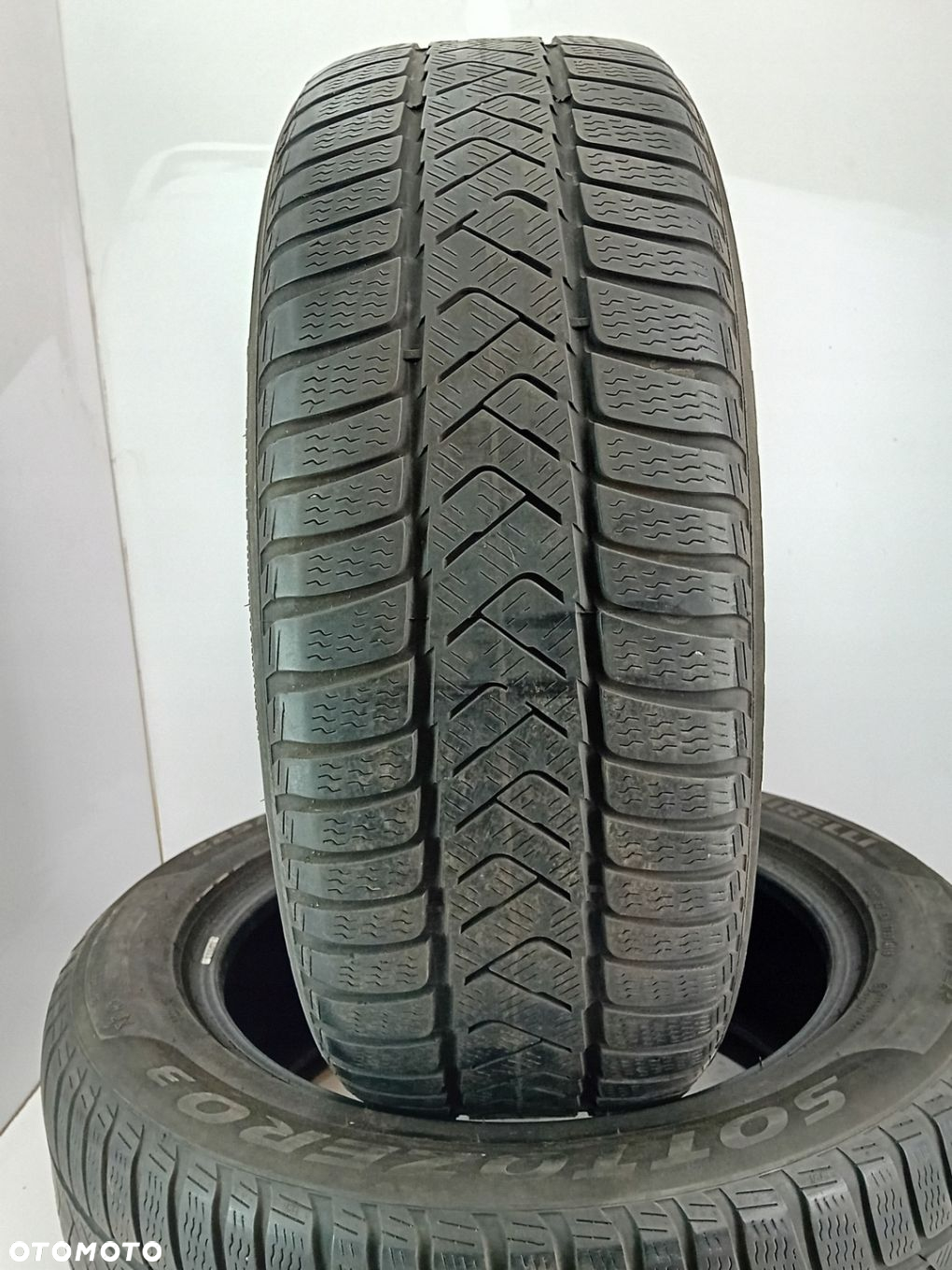 2x 225/55R17 opony zimowe Pirelli Winter SottoZero 3 86440 - 2