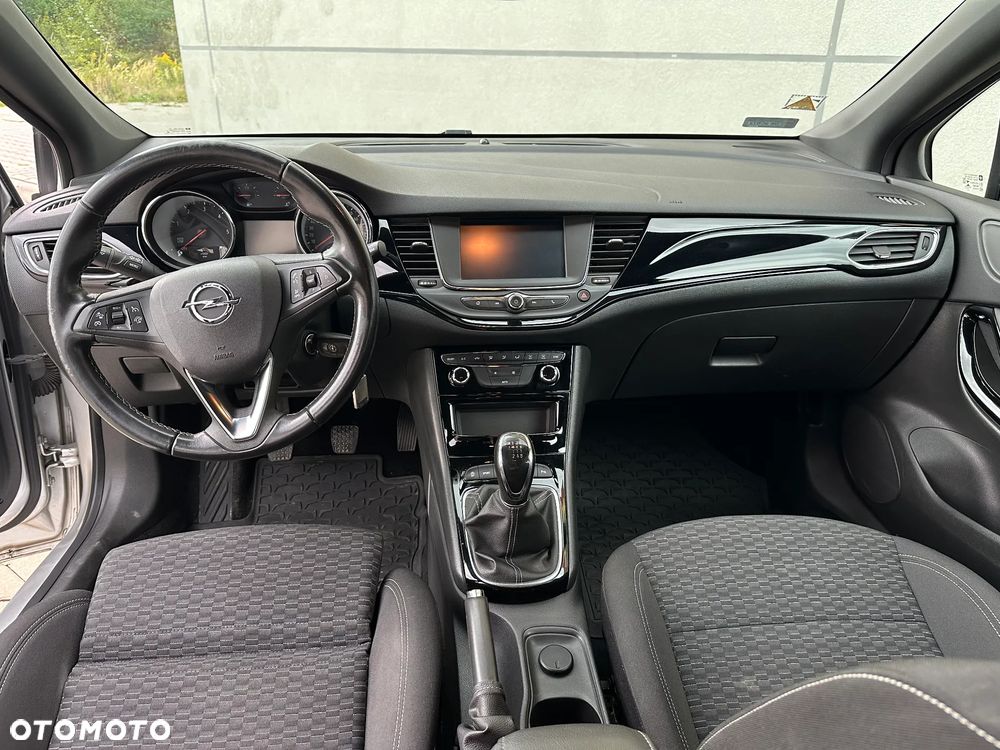 Opel Astra 1.6 CDTI Enjoy S&S - 9