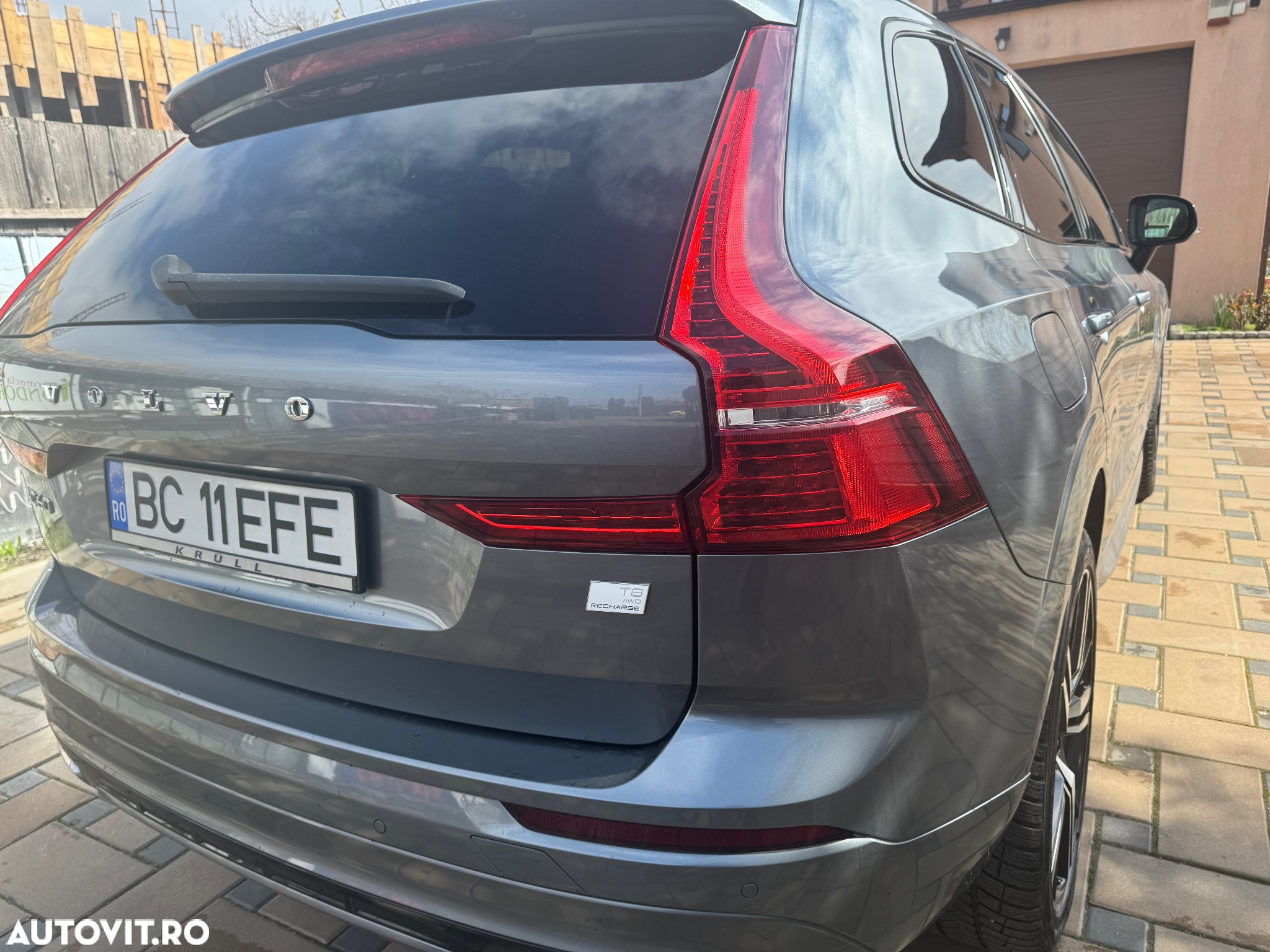 Volvo XC 60 T8 Twin Engine AWD Geartronic RDesign - 5