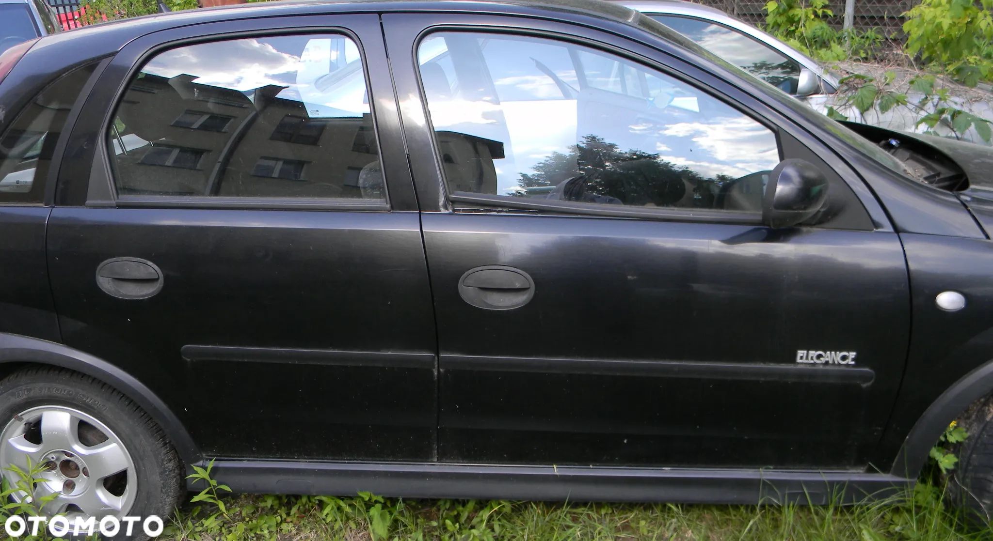 drzwi prawe tył przód OPEL CORSA C 5D Z20R - 1
