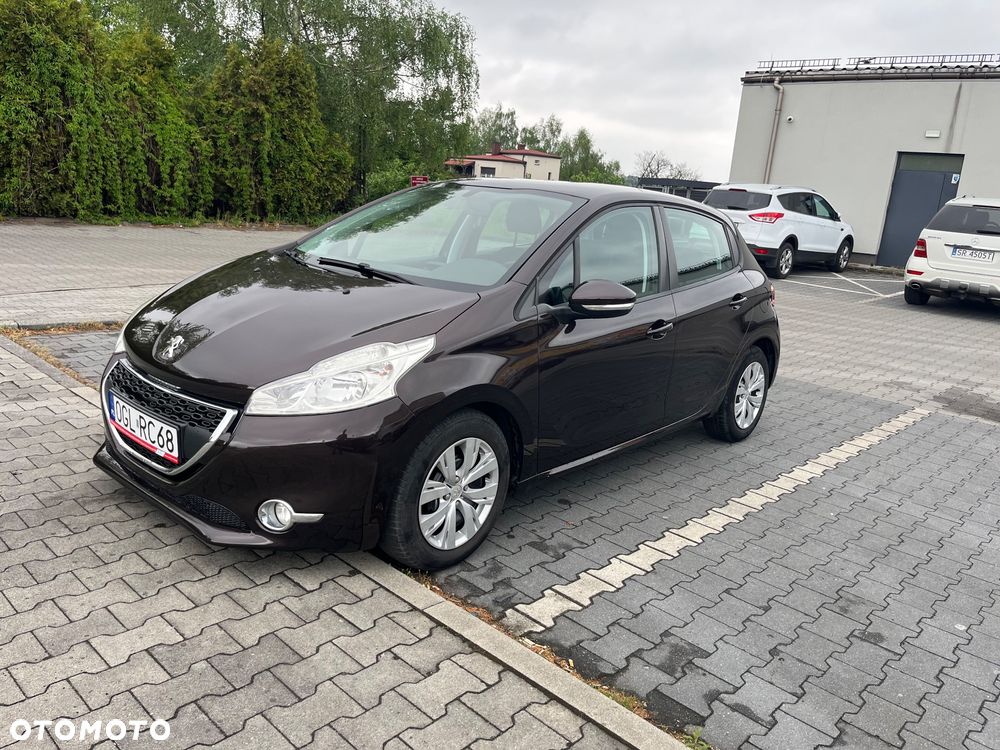 Peugeot 208 95 VTI Allure - 1