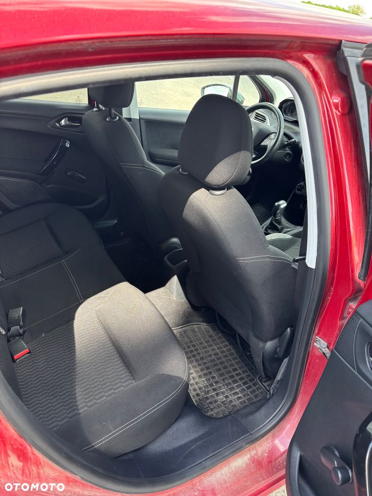 Peugeot 208 1.2 PureTech Active - 13