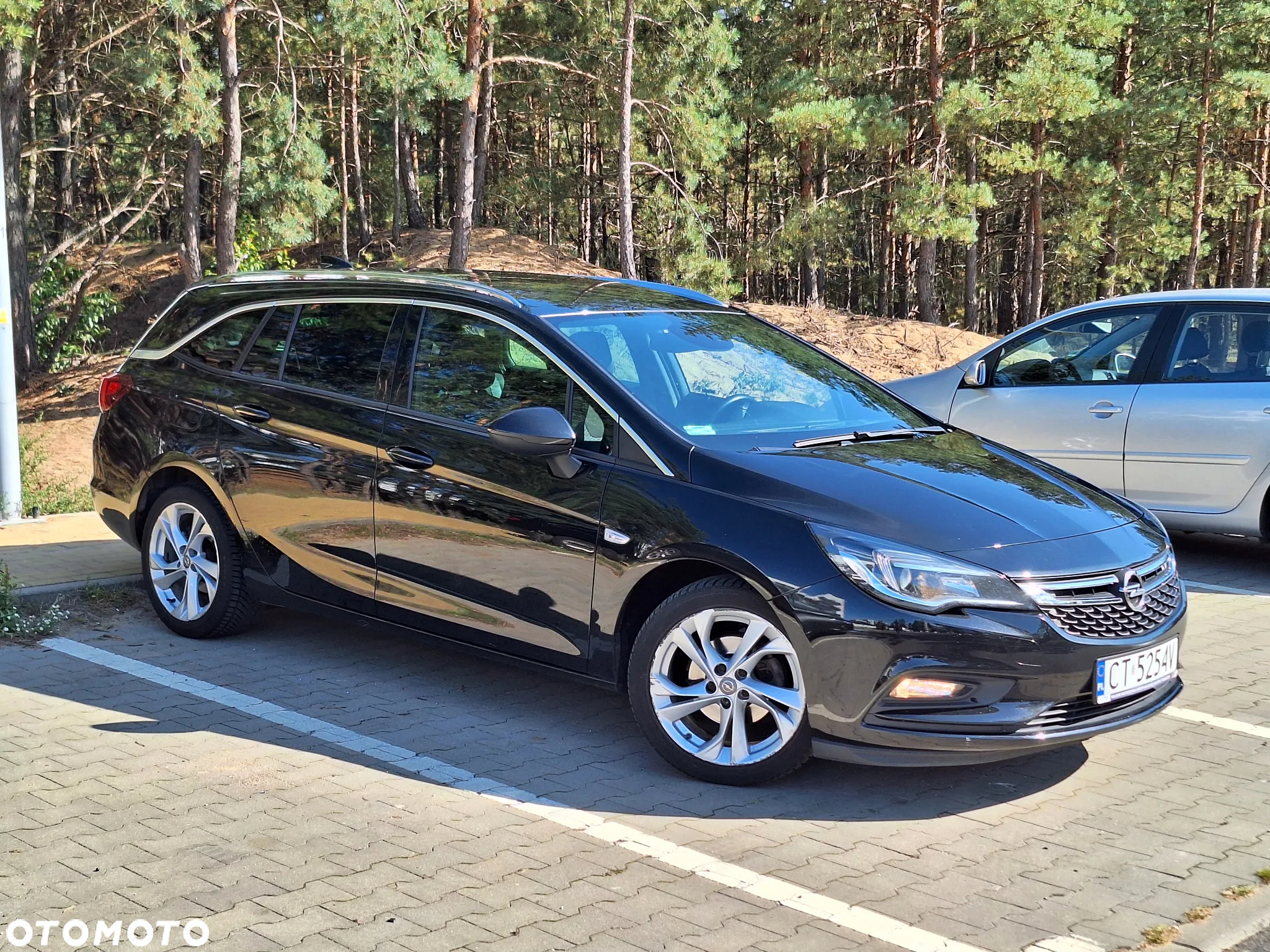 Opel Astra 1.6 D (CDTI) Start/Stop Sports Tourer Innovation - 3