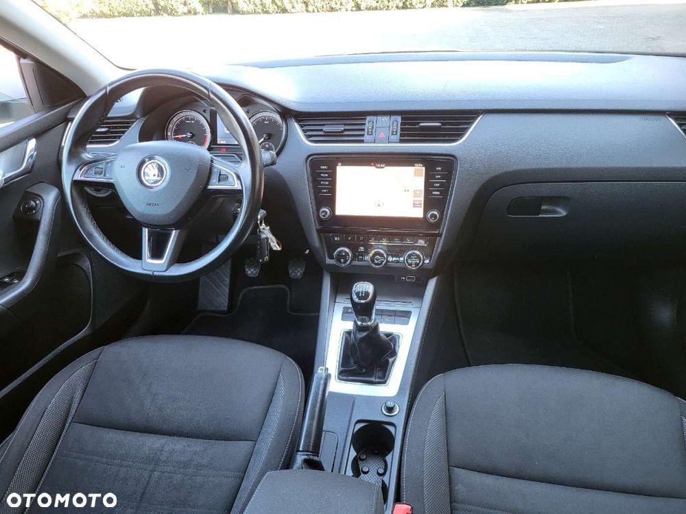 Skoda Octavia - 8