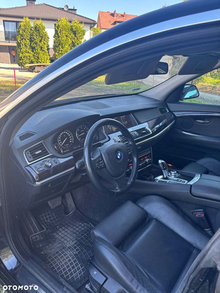 BMW Seria 5 530d xDrive - 19