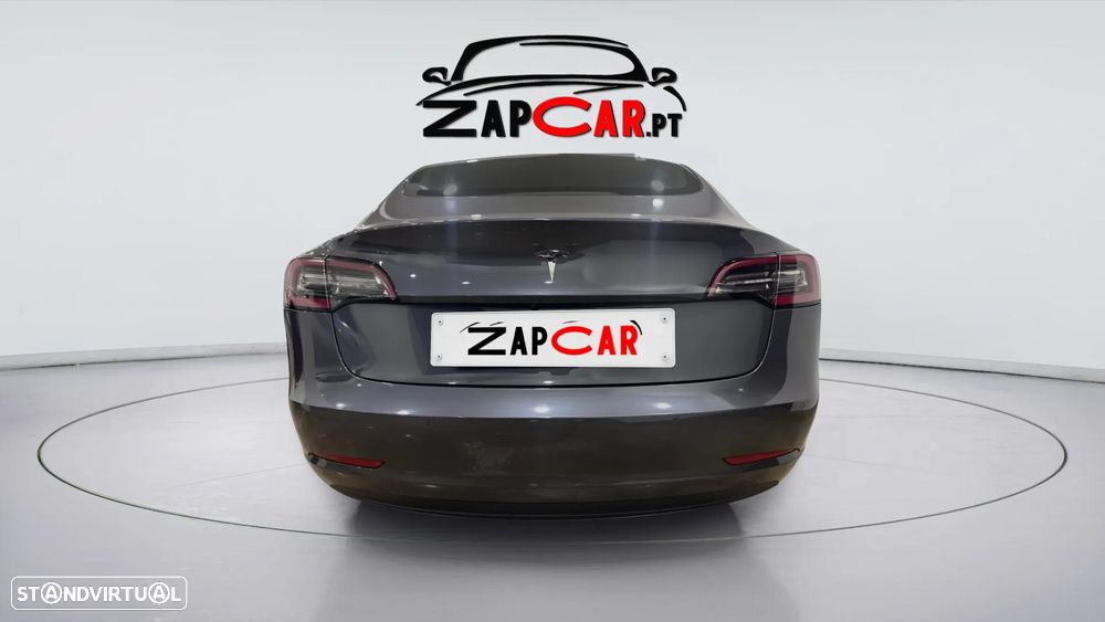 Tesla Model 3 Standard Range Plus RWD - 4