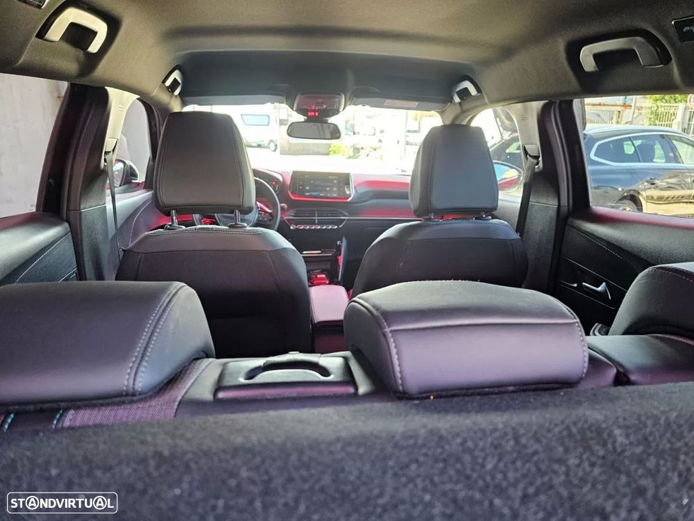 Peugeot e-2008 50 kWh Allure Pack - 10