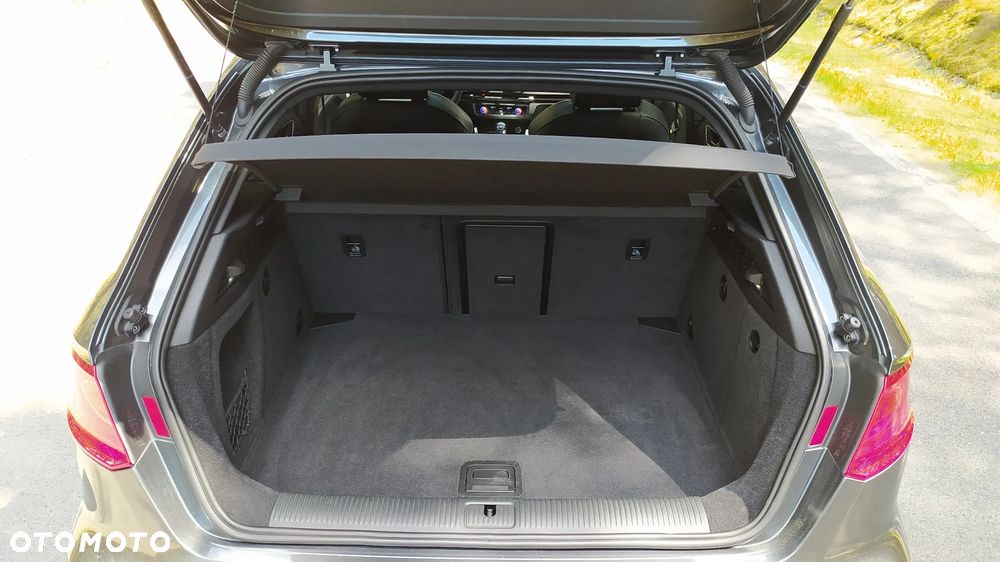 Audi A3 Sportback 2.0 TDI S tronic S line Sportpaket - 25