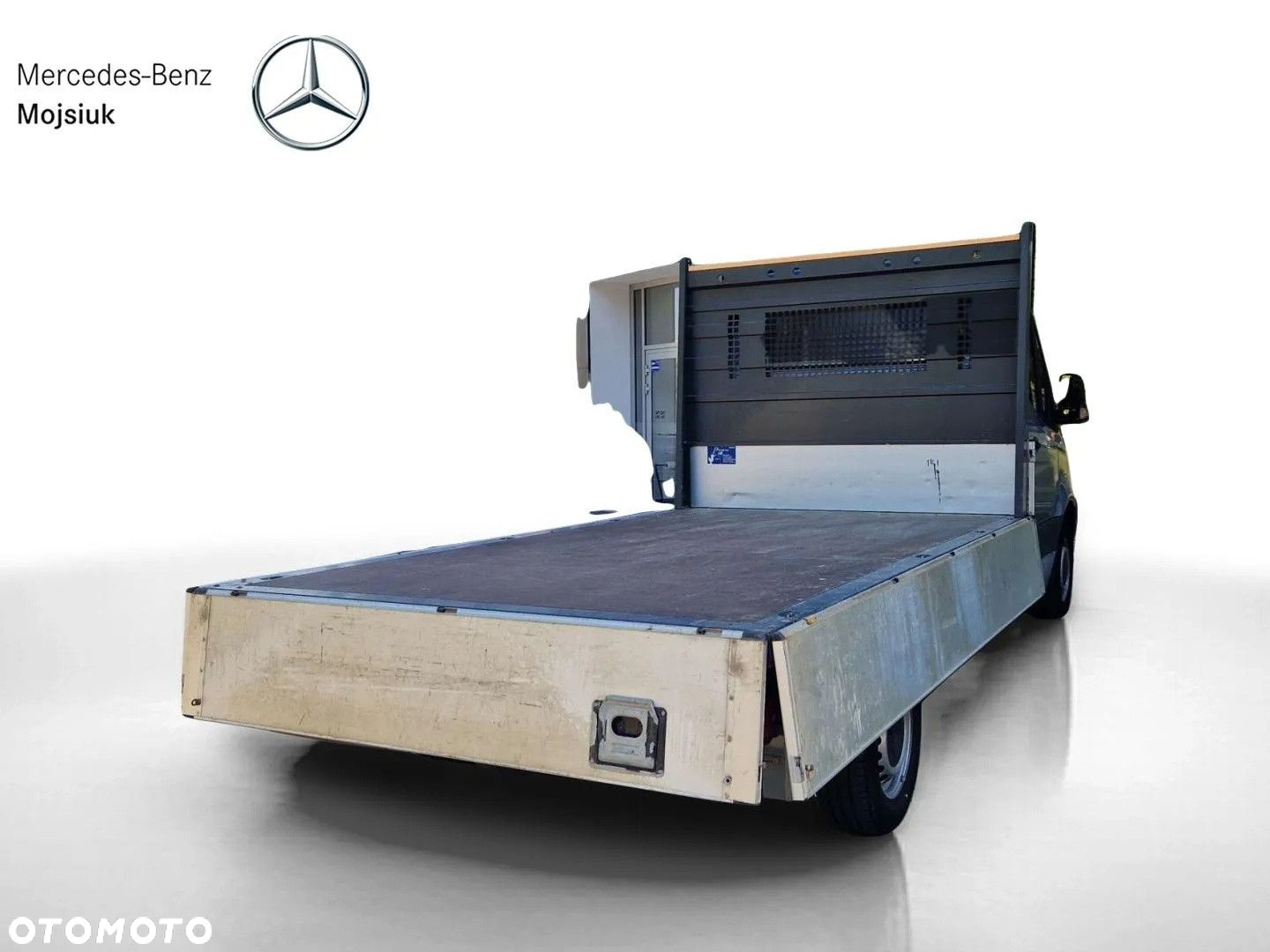 Mercedes-Benz Sprinter 910 - 7