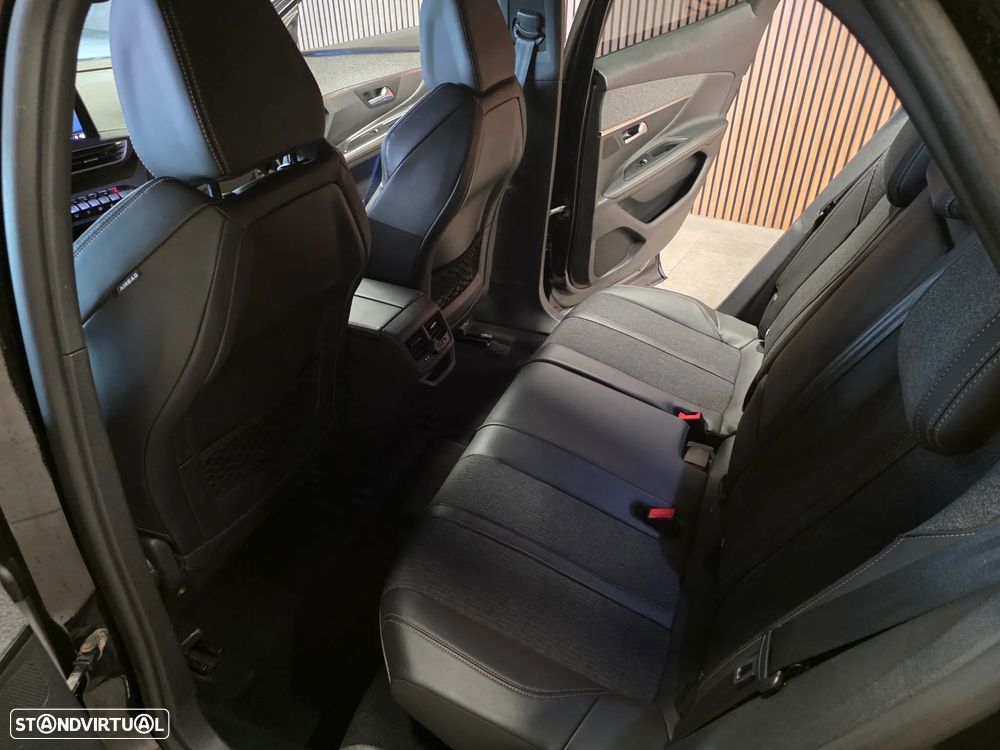 Peugeot 3008 BlueHDi 130 Stop & Start EAT8 GT Pack - 24
