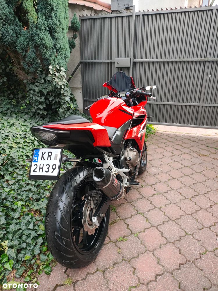 Honda CBR - 7