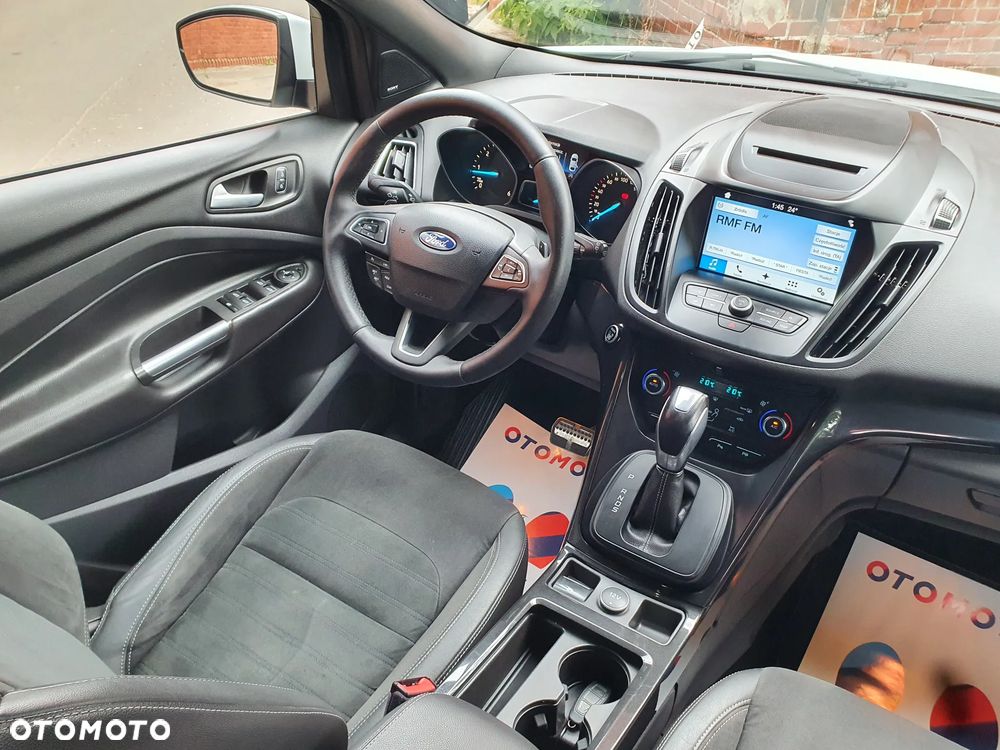 Ford Kuga 1.5 TDCi 2x4 ST-Line - 11