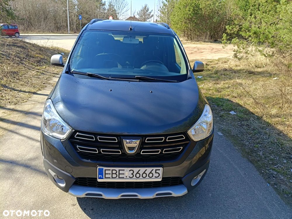 Dacia Lodgy dCi 110 Stepway - 1