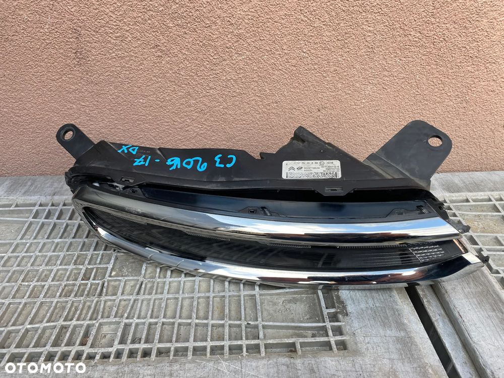 lampa jazdy dziennej citroen c3 III led lewa eu cała - 2