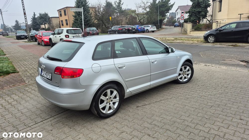 Audi A3 Sportback - 15