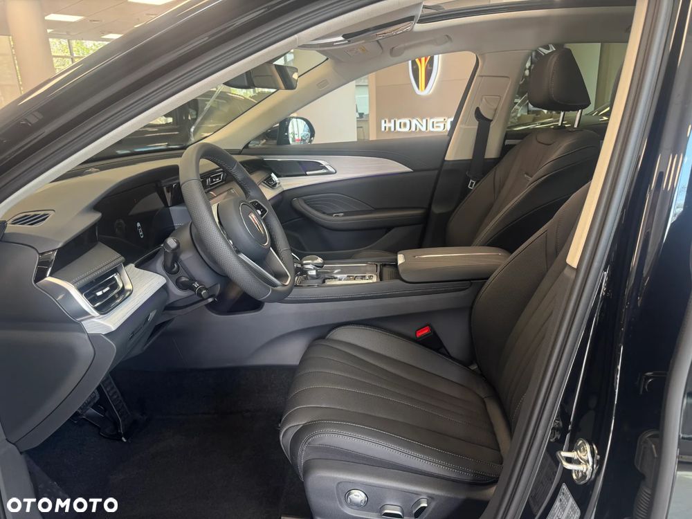 Hongqi H5 2.0T Deluxe - 9