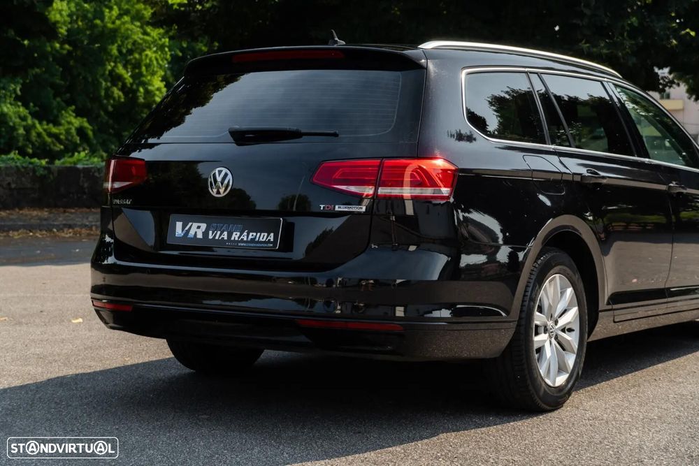 VW Passat Variant 1.6 TDI Confortline DSG - 27