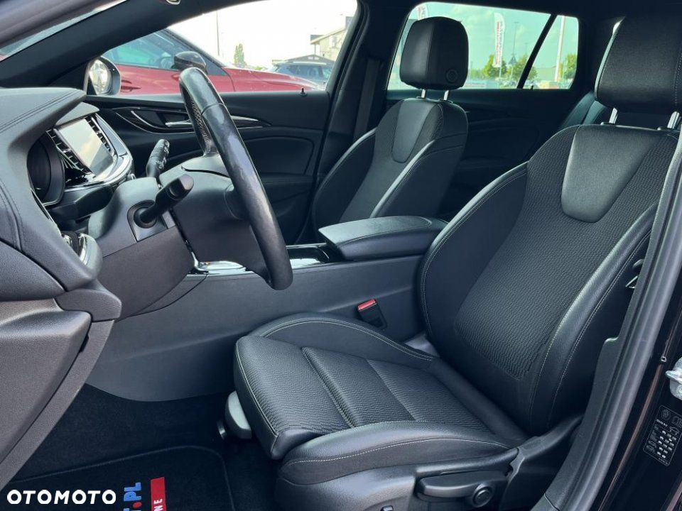 Opel Insignia - 17