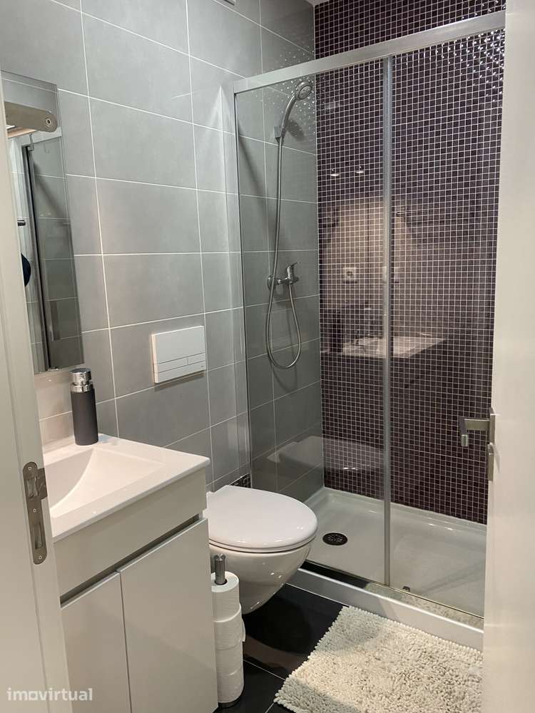 Apartamento T2+1 remodelado e excelente localização em Coimbra - Grande imagem: 4/16