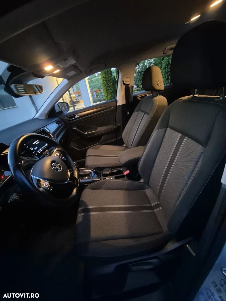 Volkswagen T-Roc 1.5 TSI DSG Design - 10
