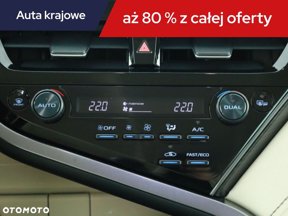 Toyota Camry - 12