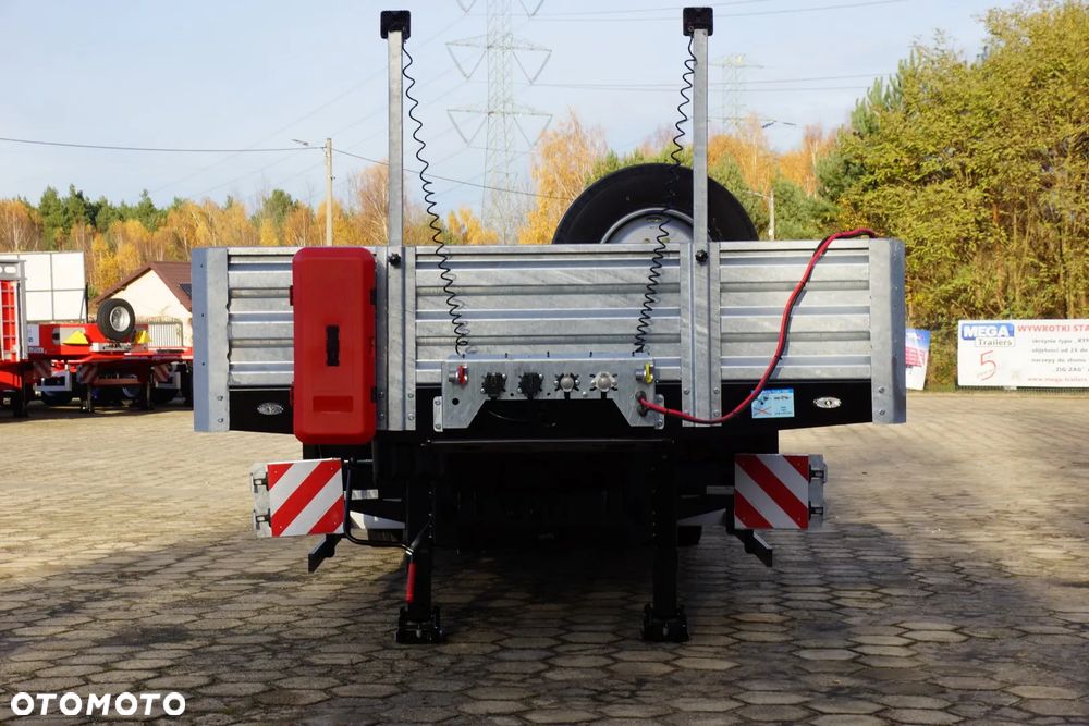 Inny 3 OSIOWA NISKOPODWOZIOWA SAF - 22