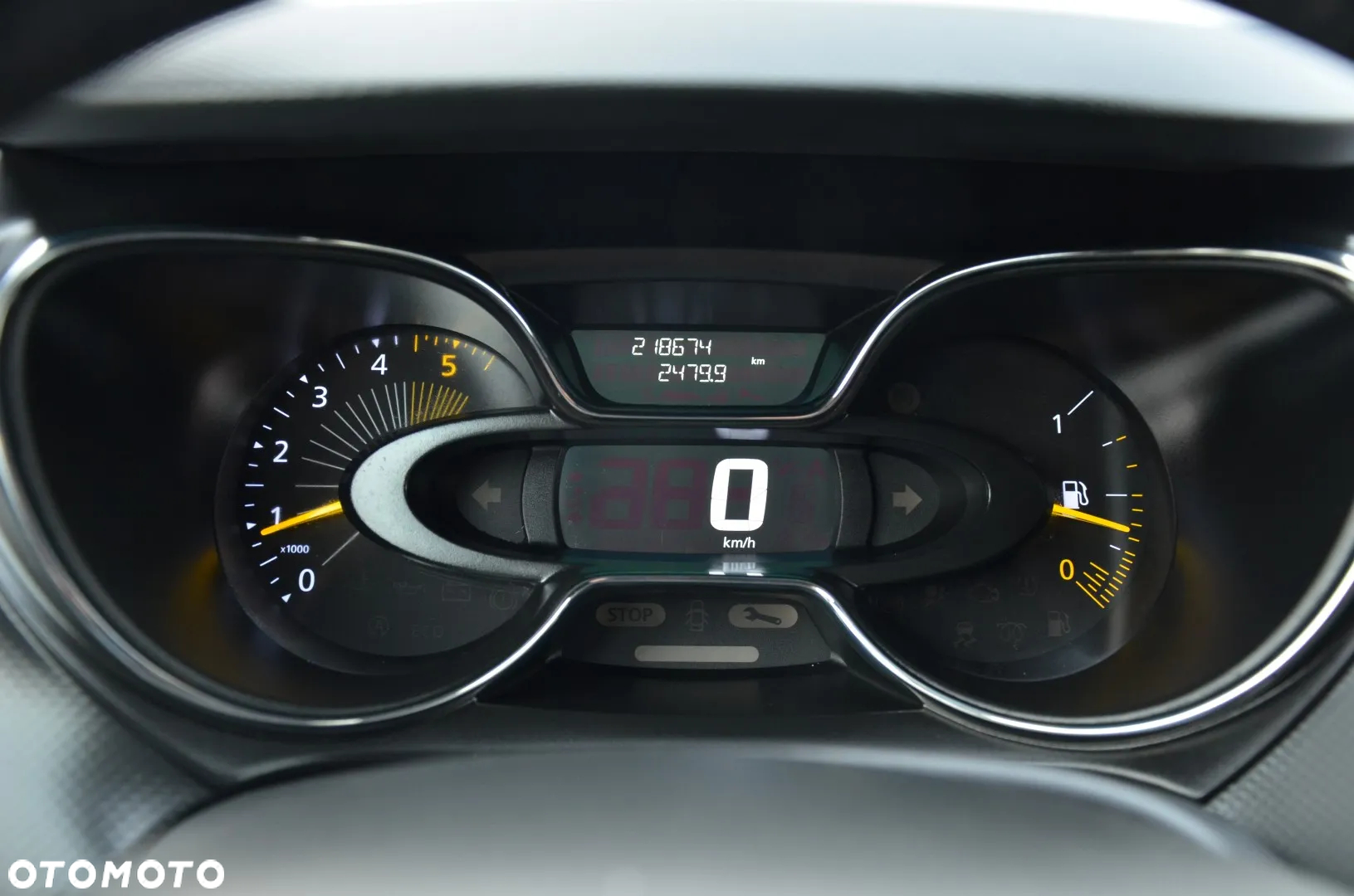 Renault Captur - 25