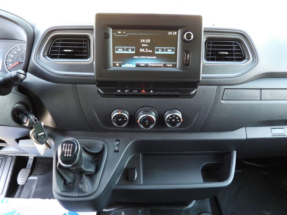 Renault MASTER  KONTENER WINDA 8 PALET TEMPOMAT NAWIGACJA LEDY BLIŹNIACZE KOŁA KLIMATYZACJA  145KM - 33