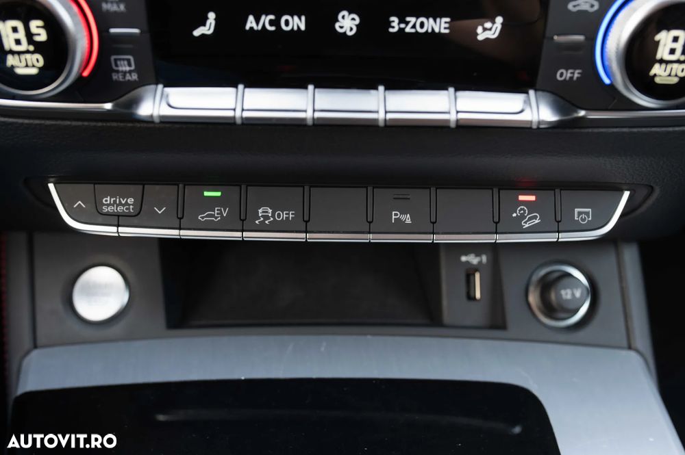 Audi Q5 ack 55 TFSI e quattro S tronic PHEV S Line - 35
