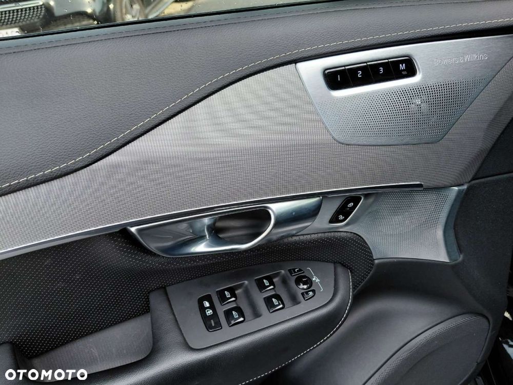 Volvo XC 90 - 14