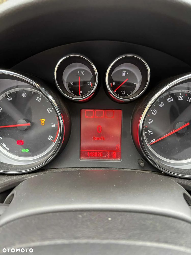 Opel Insignia 2.0 T Cosmo - 14