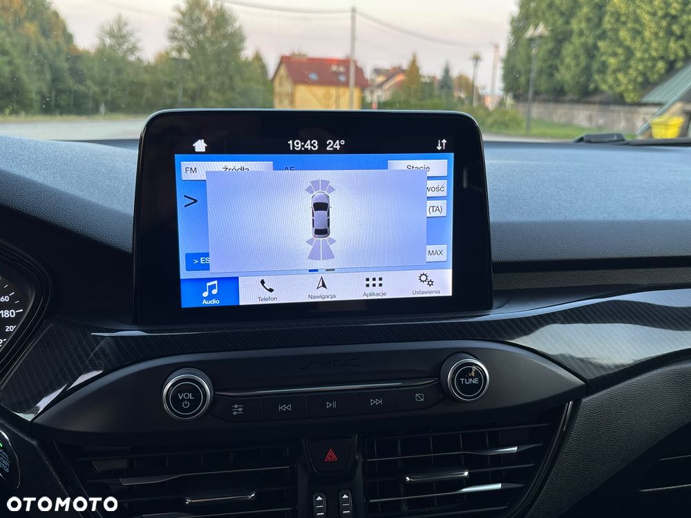 Ford Focus 1.5 EcoBlue Start-Stopp-System ST-LINE - 17