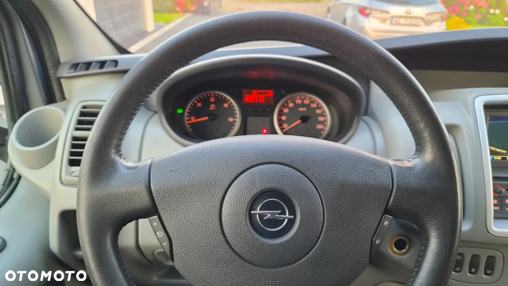 Opel Vivaro Tour Elegance L1H1 - 18