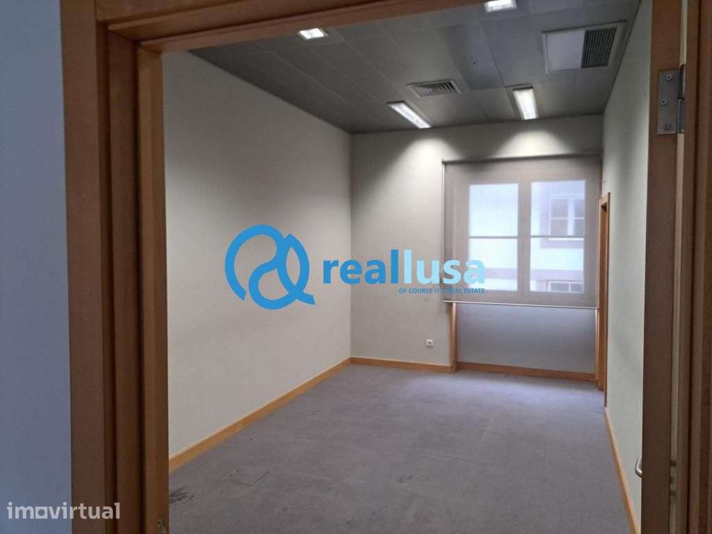 Loja comercial Póvoa de Varzim Retoma de banco - Grande imagem: 5/10