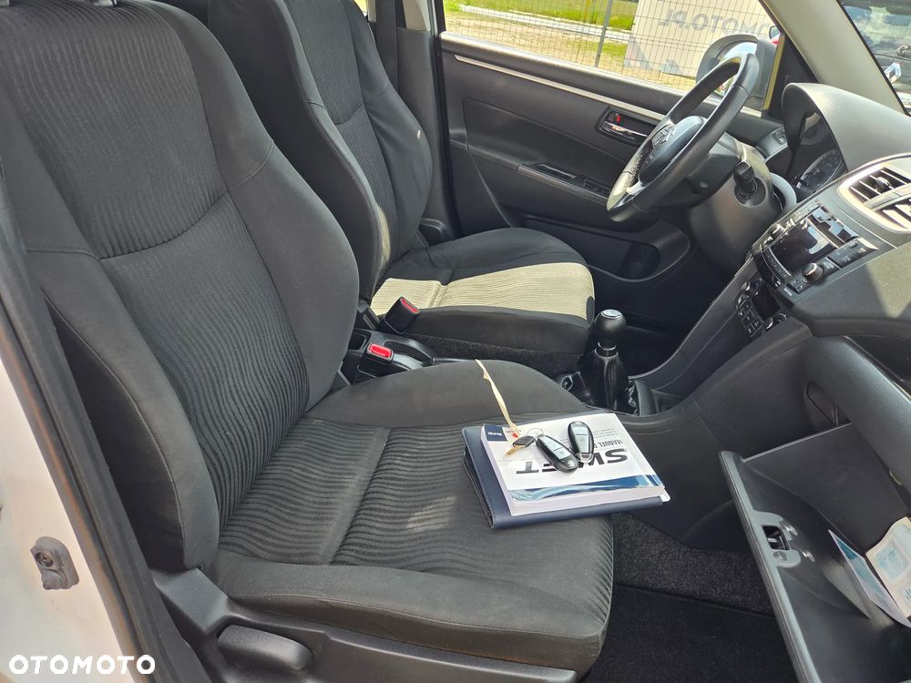 Suzuki Swift 1.2 30 Jahre - 9