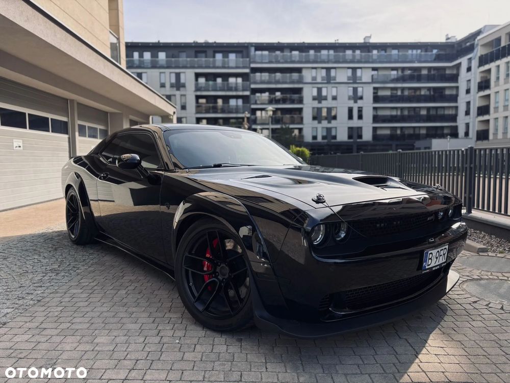 Dodge Challenger - 7