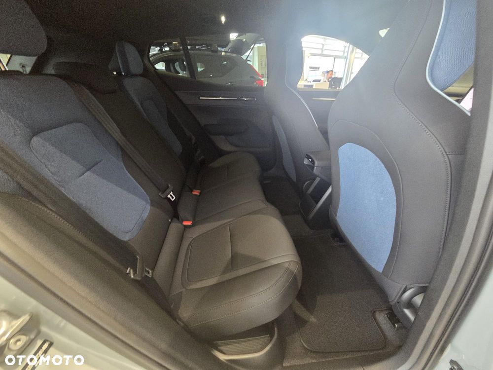 Volvo EX30 69kWh Single Motor Long Range Plus - 24