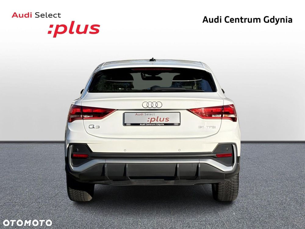 Audi Q3 Sportback - 4