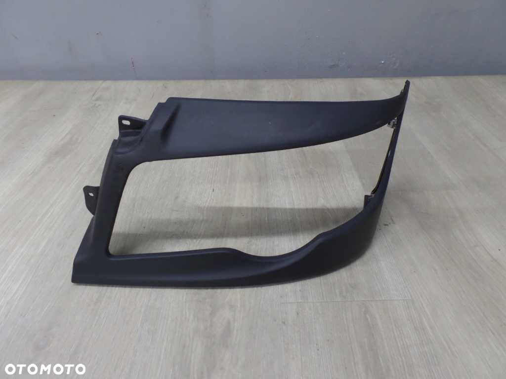 PIAGGIO PORTER 10- GRILL ATRAPA LAMPY REFLEKTORA RAMKA B000832 - 1