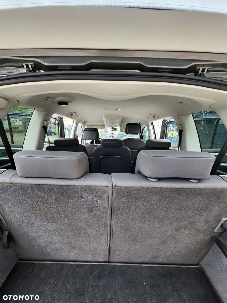 Volkswagen Touran 1.6 TDI DPF Highline DSG - 10