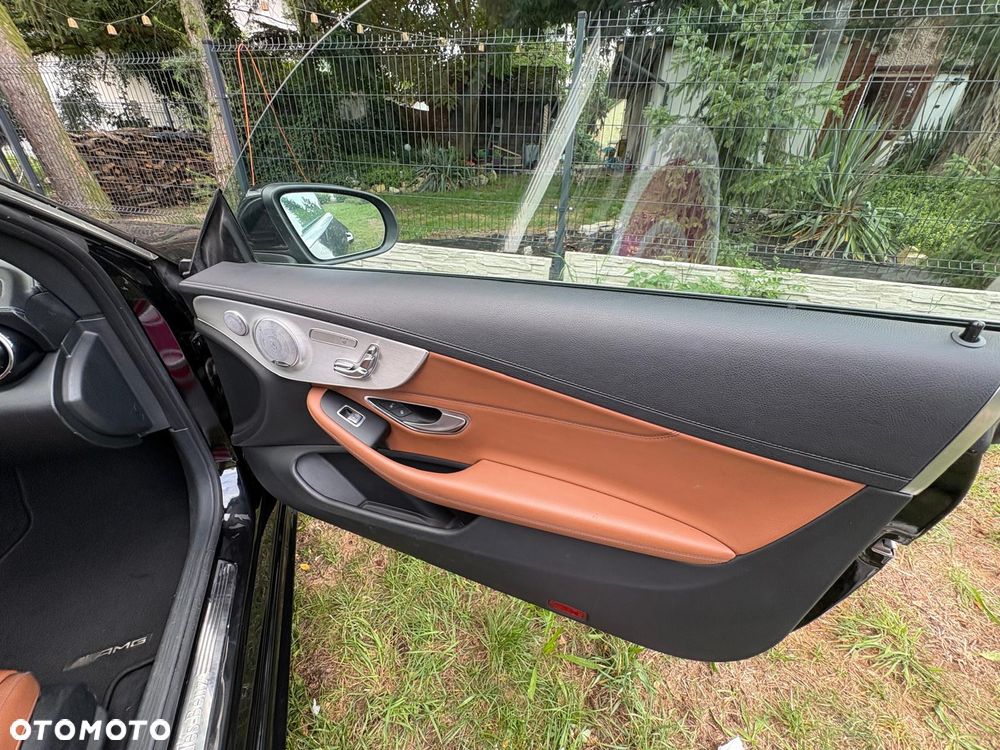 Mercedes-Benz Klasa C 300 7G-TRONIC - 17