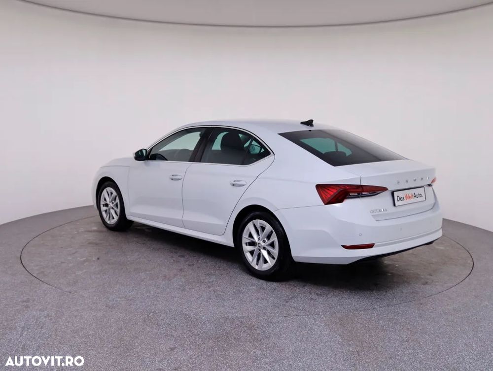 Skoda Octavia 2.0 TDI DSG Style - 7