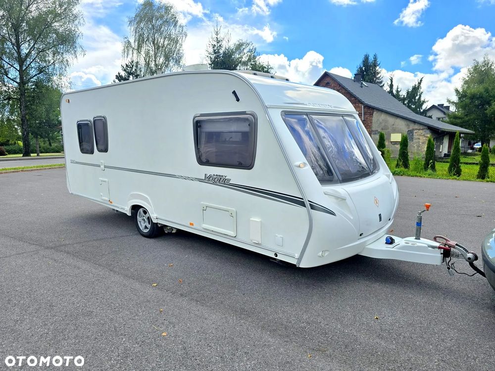 SWIFT Abbey Vogue 530 - 2