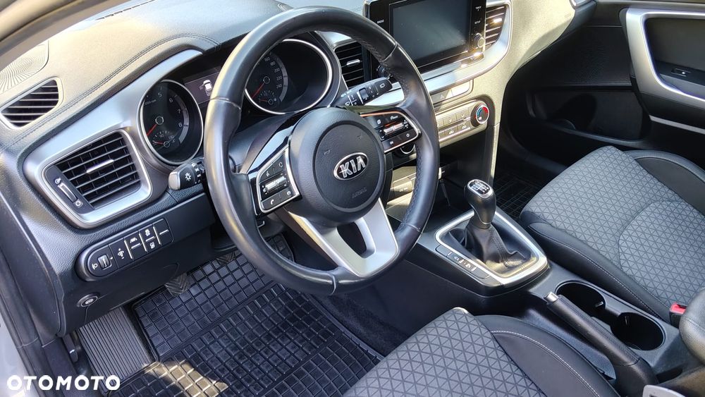 Kia XCeed 1.0 T-GDI L - 9