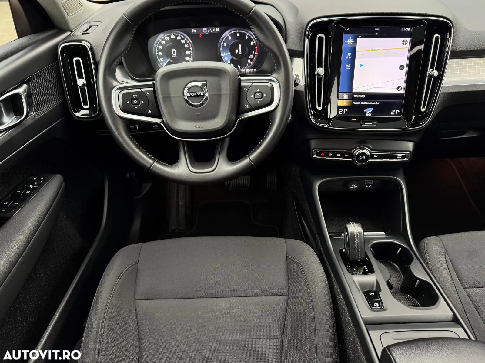 Volvo XC 40 T2 AT8 Momentum - 11