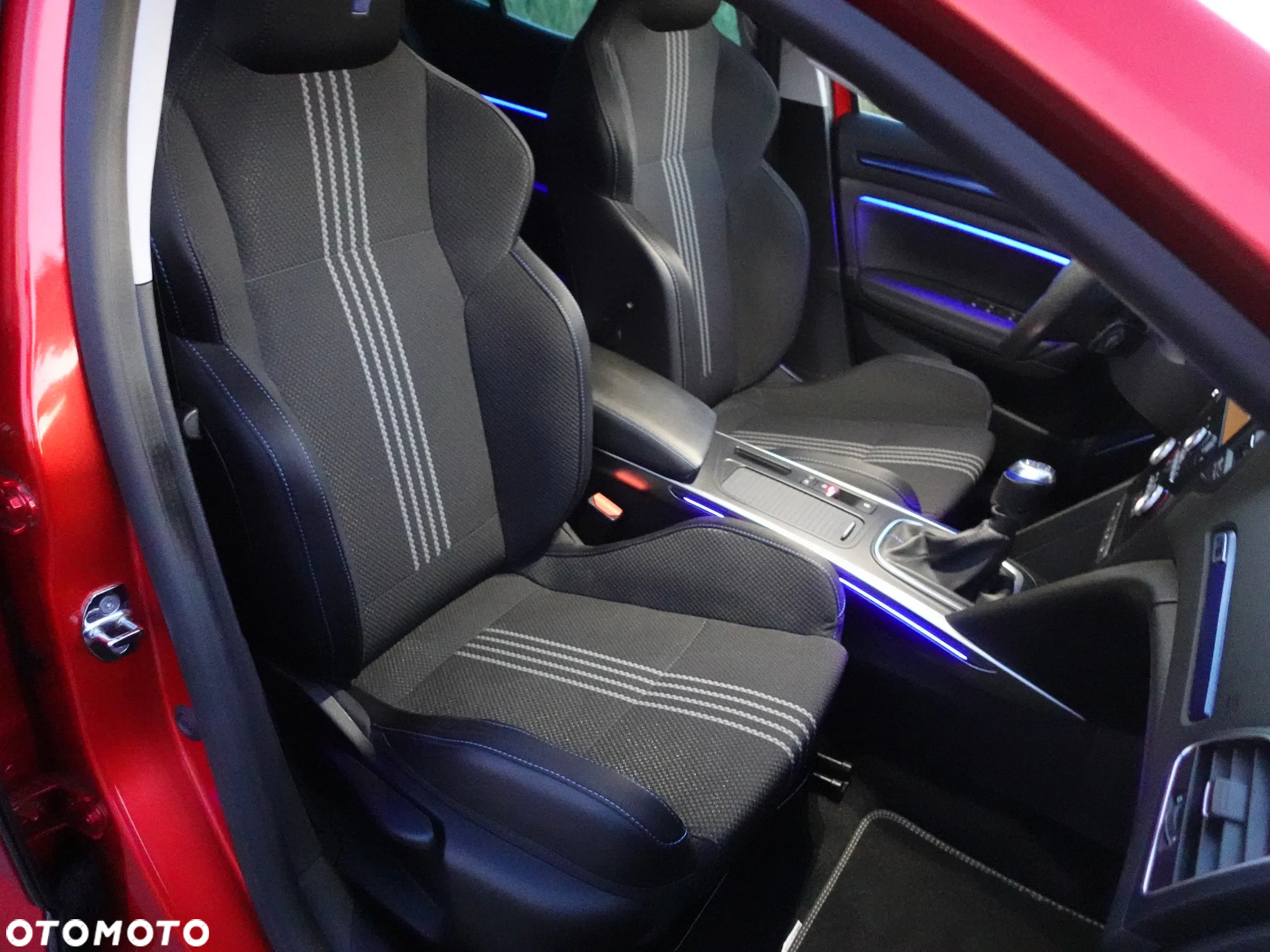 Renault Megane ENERGY TCe 130 GT LINE - 10