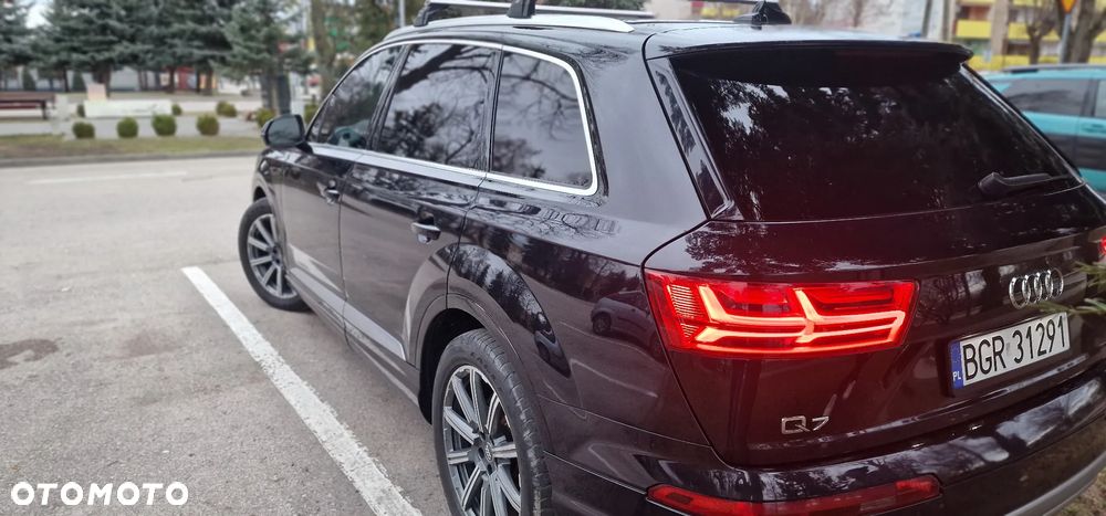 Audi Q7 - 4