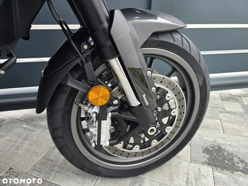 Benelli TRK 502 - 16