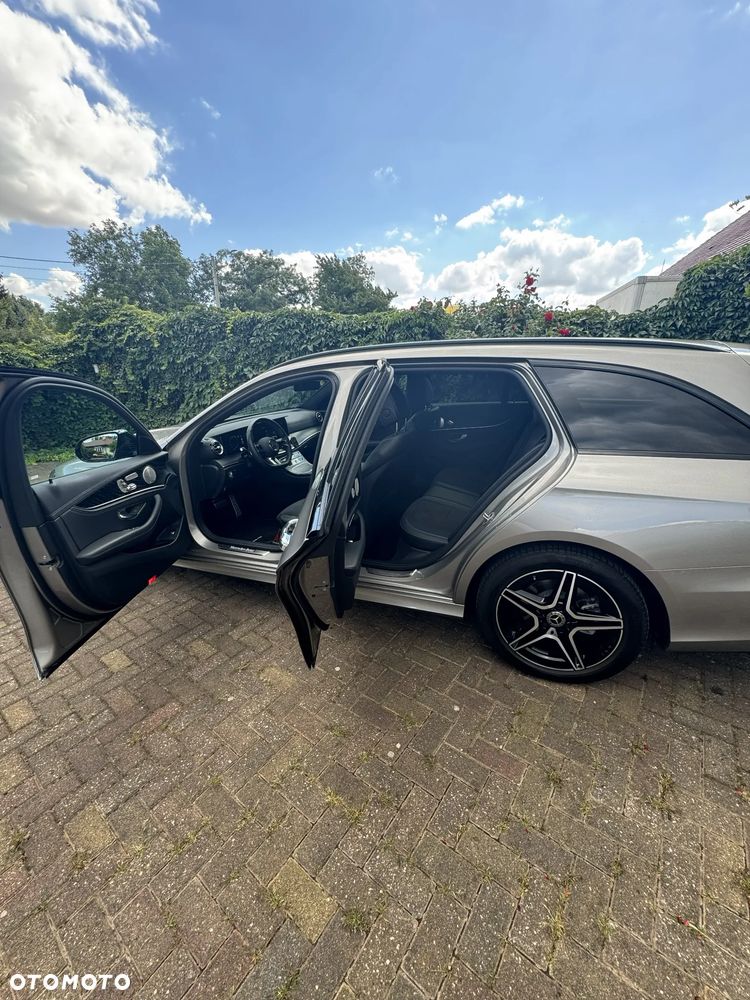 Mercedes-Benz Klasa E 220 d 4-Matic AMG - 17